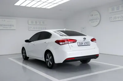 Kia K3 2018, 24159 км, за 11000000 KRW - фото 6