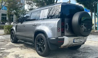 Land Rover Defender 2023, 20900 км, за 78000000 KRW