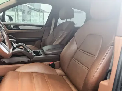 Porsche Cayenne Hybrid 2023, 57000 км, за 438000 CNY - фото 10