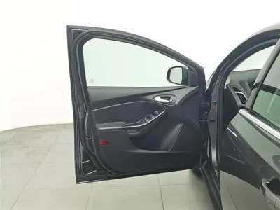 Ford Focus 2016, 59800 км, за 23900 CNY - фото 8