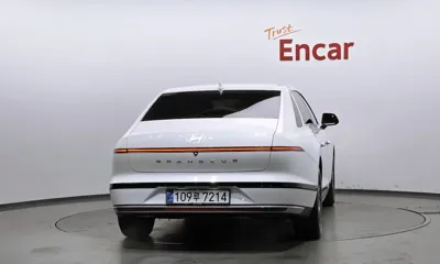 Hyundai Grandeur 2026, 1281 км, за 39900000 KRW