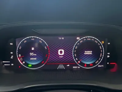 Skoda Octavia 2022, 30000 км, за 152800 CNY - фото 15