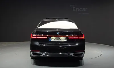 BMW 7-Series 2021, 122860 км, за 42900000 KRW