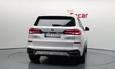 BMW X5 2022, 115614 км, за 999990000 KRW - фото 4