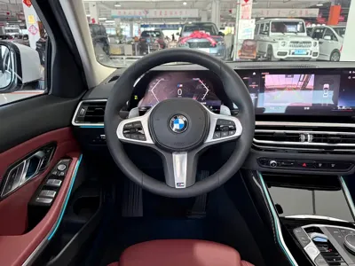 BMW 3 Series 2023, 50000 км, за 199800 CNY - фото 13