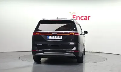 Kia Canival 2023, 20567 км, за 34600000 KRW