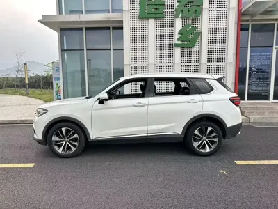 Zhonghua V7 2018, 68000 км, за 31800 CNY