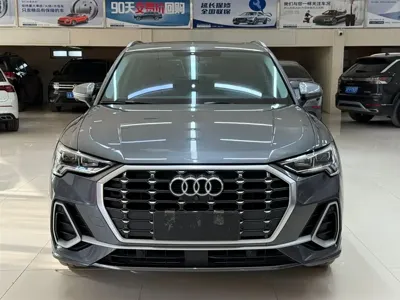 Audi Q3 2023, 34000 км, за 195799 CNY