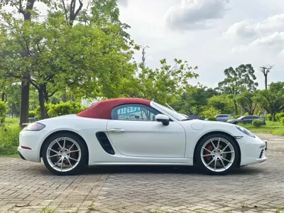 Porsche 718 2021, 60000 км, за 298000 CNY
