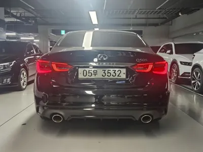 Infiniti Q50 2018, 104480 км, за 17000000 KRW