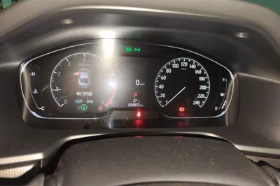 Honda Accord 2022, 34000 км, за 128134.92 CNY - фото 11