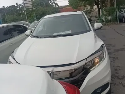 Honda Vezel 2021, 57300 км, за 68700 CNY - фото 3