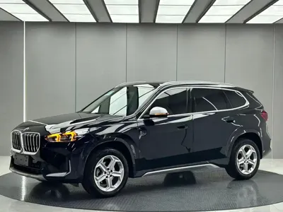 BMW X1 · 2023 год