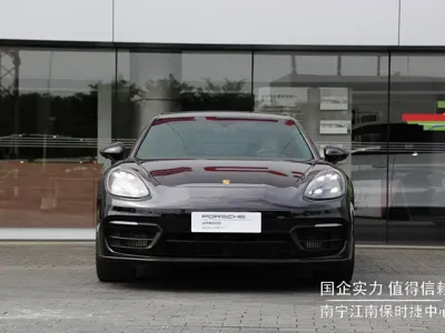 Porsche Panamera 2021, 60000 км, за 598000 CNY