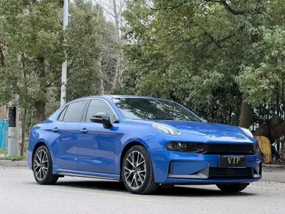 Lynk & Co 03 2020, 50000 км, за 48600 CNY