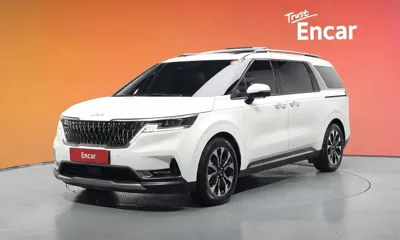 Kia Canival · 2023 год