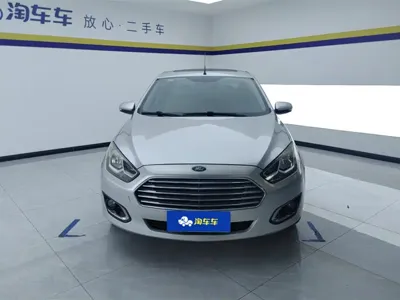 Ford Escort 2015, 66800 км, за 19800 CNY