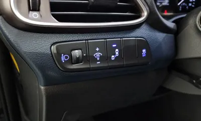 Hyundai i30 2018, 102951 км, за 9900000 KRW - фото 15