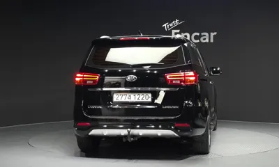 Kia Canival 2020, 64214 км, за 21900000 KRW