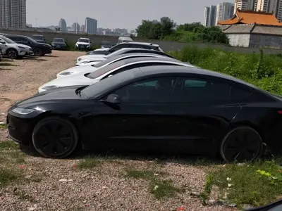 Tesla Model 3 2024, 56000 км, за 129800 CNY