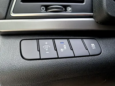 Hyundai Avante 2016, 70766 км, за 10500000 KRW - фото 20