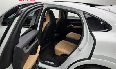 Porsche Cayenne 2025, 12667 км, за 99990000 KRW - фото 20