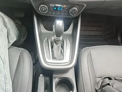 Ford Escort 2017, 112400 км, за 24100 CNY - фото 14