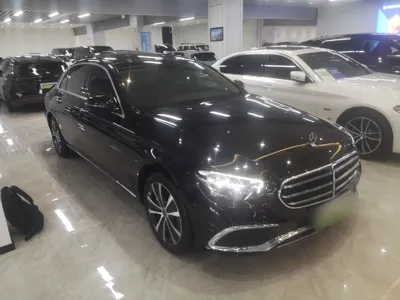 Mercedes-Benz E-Class New Energy 2022, 65400 км, за 244992.02 CNY