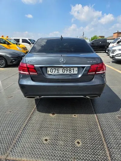 Mercedes-Benz E-Class 2016, 392607 км, за 6900000 KRW