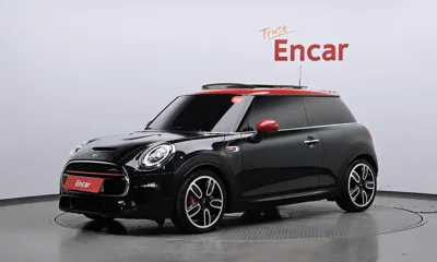 MINI Cooper · 2019 год