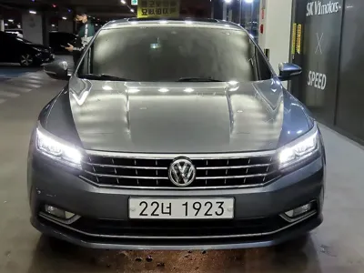 Volkswagen Passat 2018, 81417 км, за 10800000 KRW - фото 2