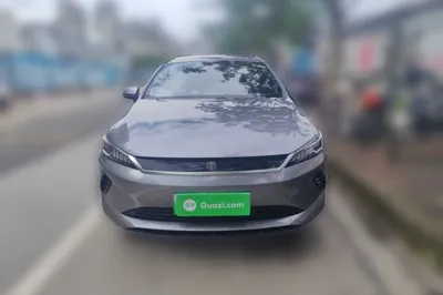 BYD Qin Plus 2025, 13200 км, за 86957.9 CNY
