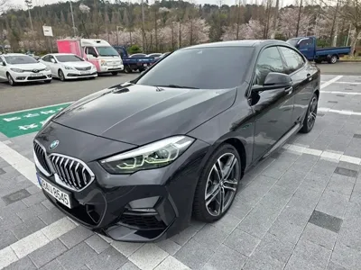 BMW 2-Series 2021, 23672 км, за 24900000 KRW
