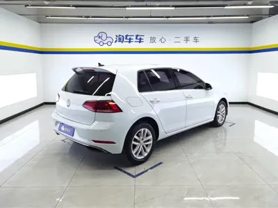 Volkswagen Golf 2018, 82400 км, за 56500 CNY