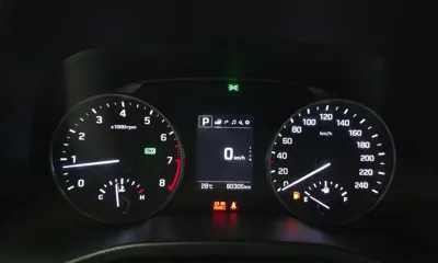 Hyundai Avante 2018, 80305 км, за 10500000 KRW - фото 8