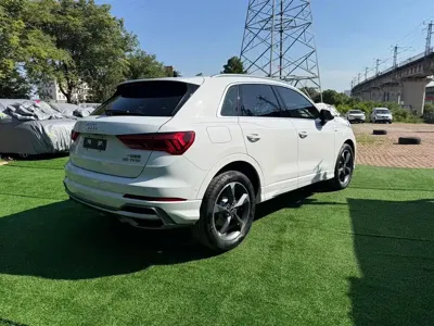 Audi Q3 2023, 23000 км, за 186800 CNY - фото 6