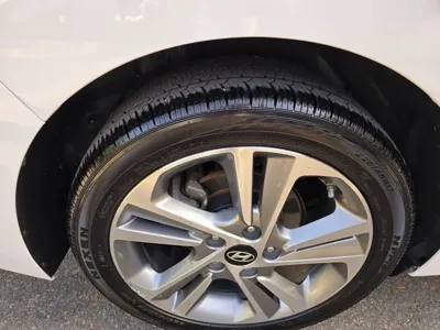 Hyundai Avante 2018, 104672 км, за 10200000 KRW - фото 19