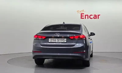 Hyundai Avante 2018, 154290 км, за 7500000 KRW - фото 4