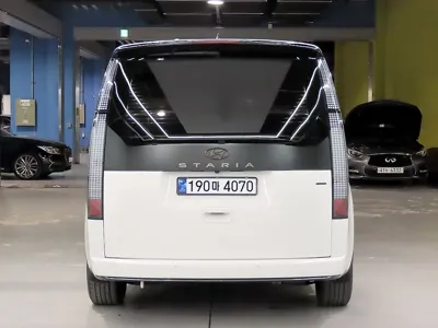 Hyundai Staria 2024, 17344 км, за 31900000 KRW