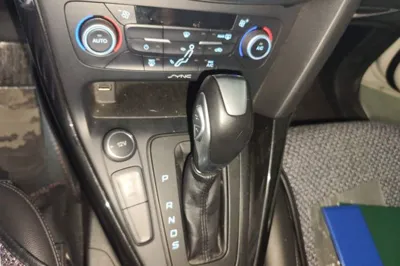 Ford Focus 2018, 15100 км, за 55301.48 CNY - фото 11