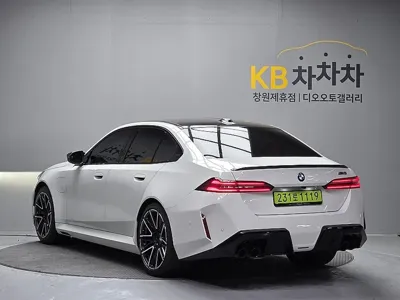 BMW M5 2025, 8906 км, за 185000000 KRW - фото 6