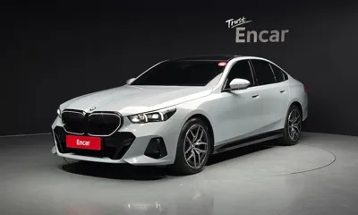BMW 5-Series · 2026 год