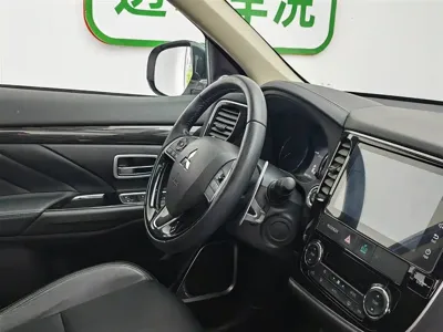 Mitsubishi Outlander 2020, 60199 км, за 47900 CNY - фото 22