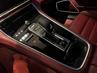 Porsche Panamera 2020, 68000 км, за 548000 CNY - фото 10