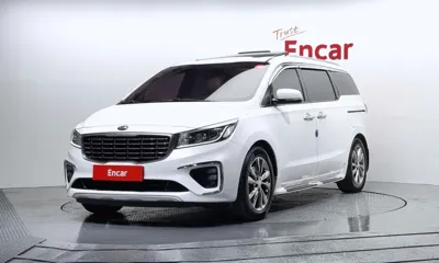 Kia Canival · 2019 год