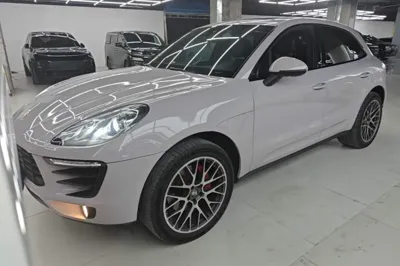 Porsche Macan · 2017 год