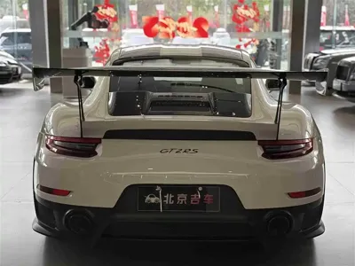 Porsche 911 2018, 6000 км, за 2488800 CNY - фото 8