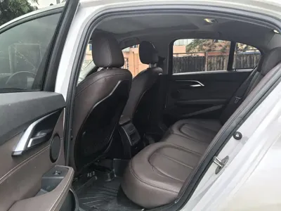BMW 1 Series 2019, 88000 км, за 56800 CNY - фото 6