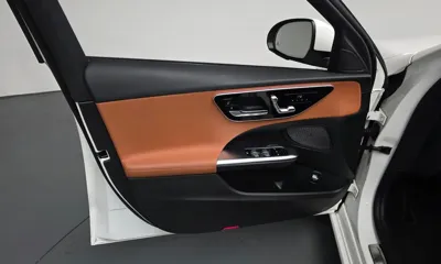Mercedes-Benz C-Class 2023, 29230 км, за 41500000 KRW - фото 24