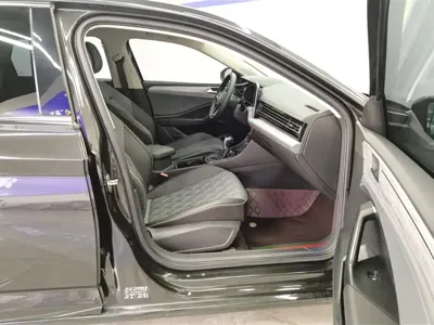 Volkswagen Sagitar 2023, 24800 км, за 76800 CNY - фото 8
